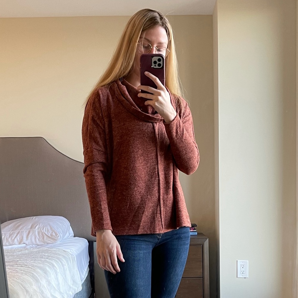 Red Long sleeve shirt (S)